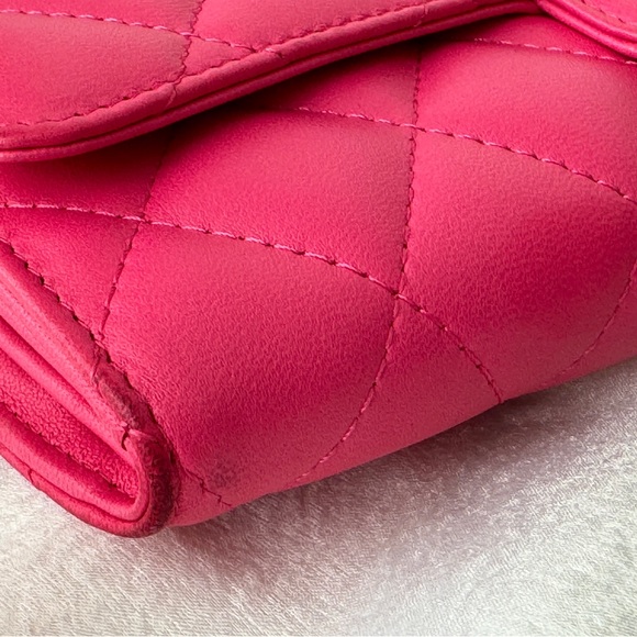 CHANEL Lambskin Quited CC Classic Flap Long Wallet Pink - Picture 9 of 15